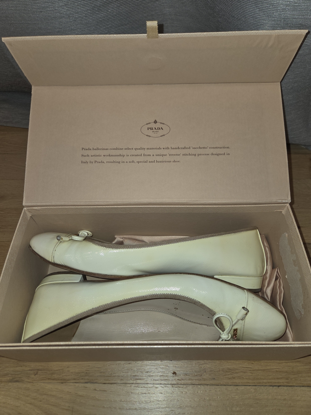 Prada Cream White Beige Patent Leather Bow Ballet Flats Gold Logo Hardware EU 41 - Picture 11 of 11